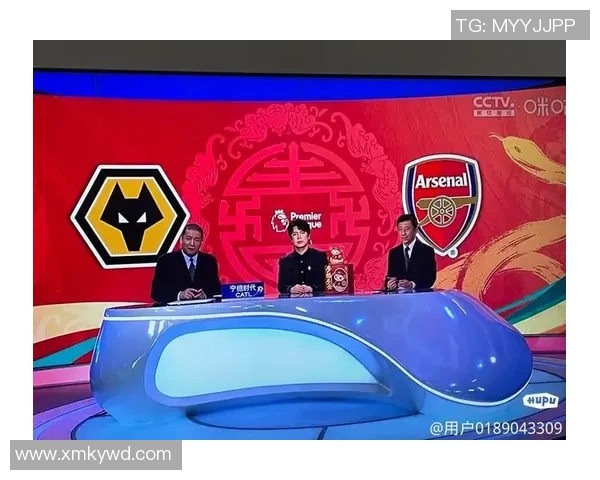 足球明星生涯解说员的幕后故事与职业生涯分析